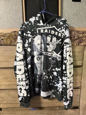 Raiders & Harley Quiin Black & White Graphic Hoodie Sweater